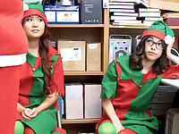Santa have three way hook-up with 2 college girls
