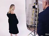 Photo shooting leads the young model to shake some proper inches in her cunt