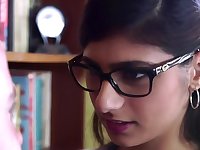 Nerdy girl Mia Khalifa seduces her classmate and rides his cock