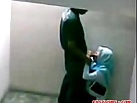 malay-skodeng awek tudung hijab kat tangga
