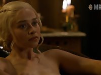Divertissement For Thrones mere scenes featuring Emilia Clarke